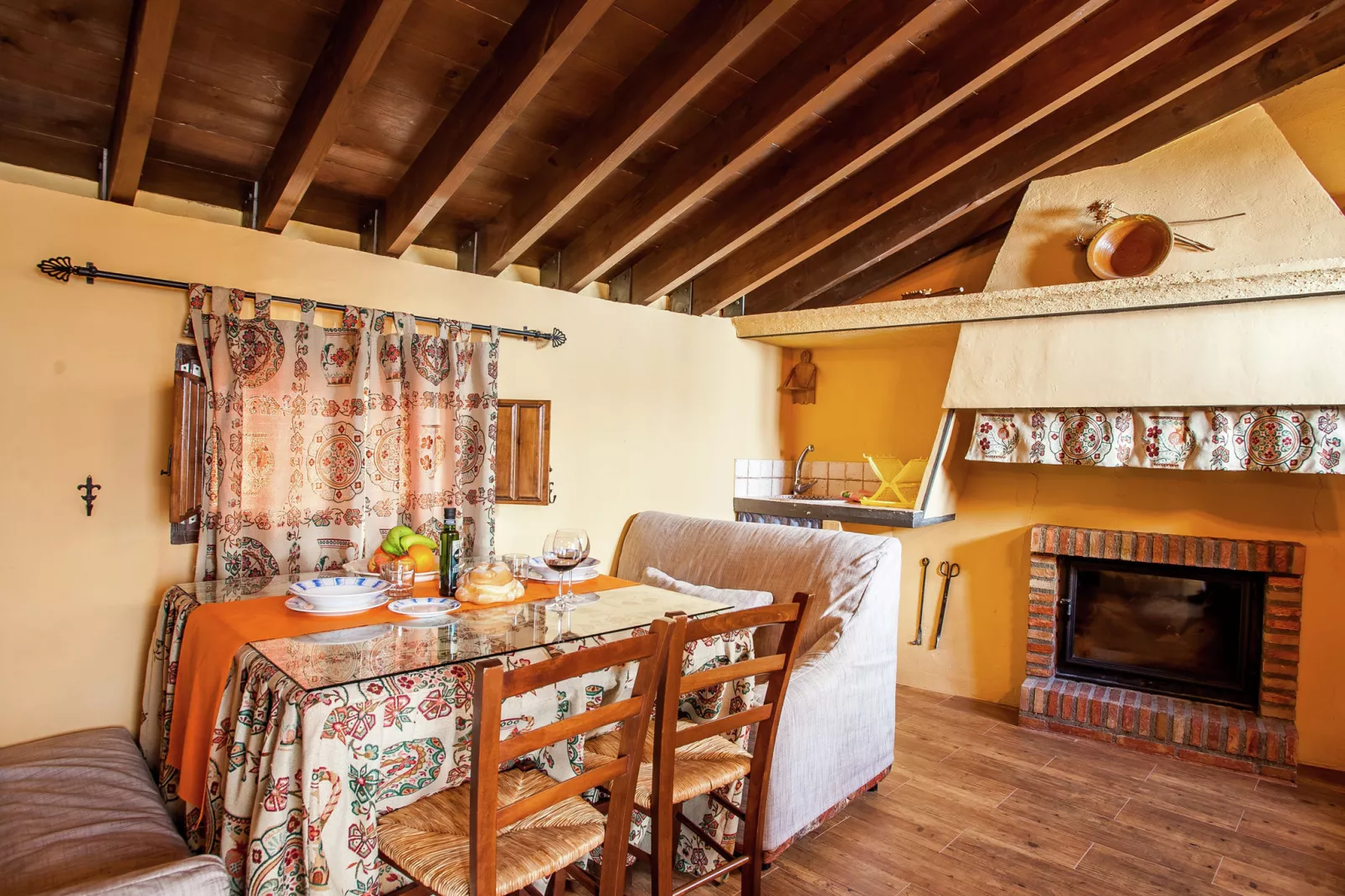 La Cocineta-Dining room