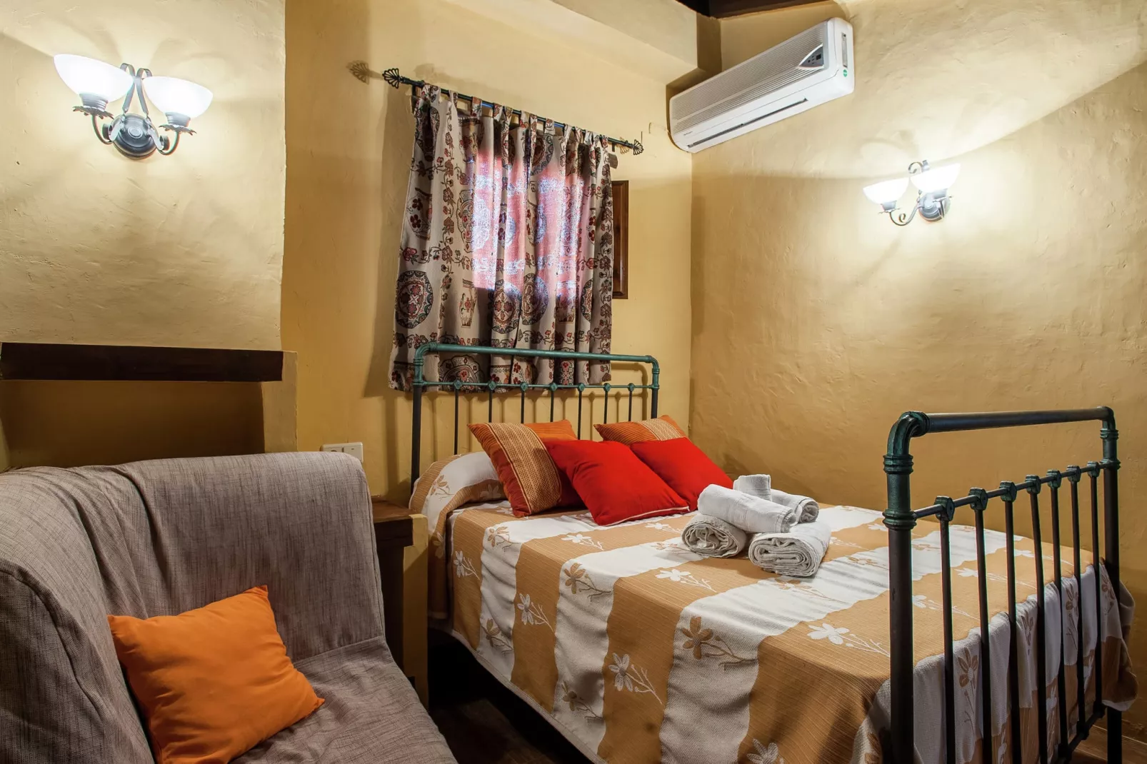La Cocineta-Bedroom