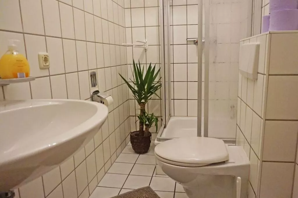 285244-Bathroom