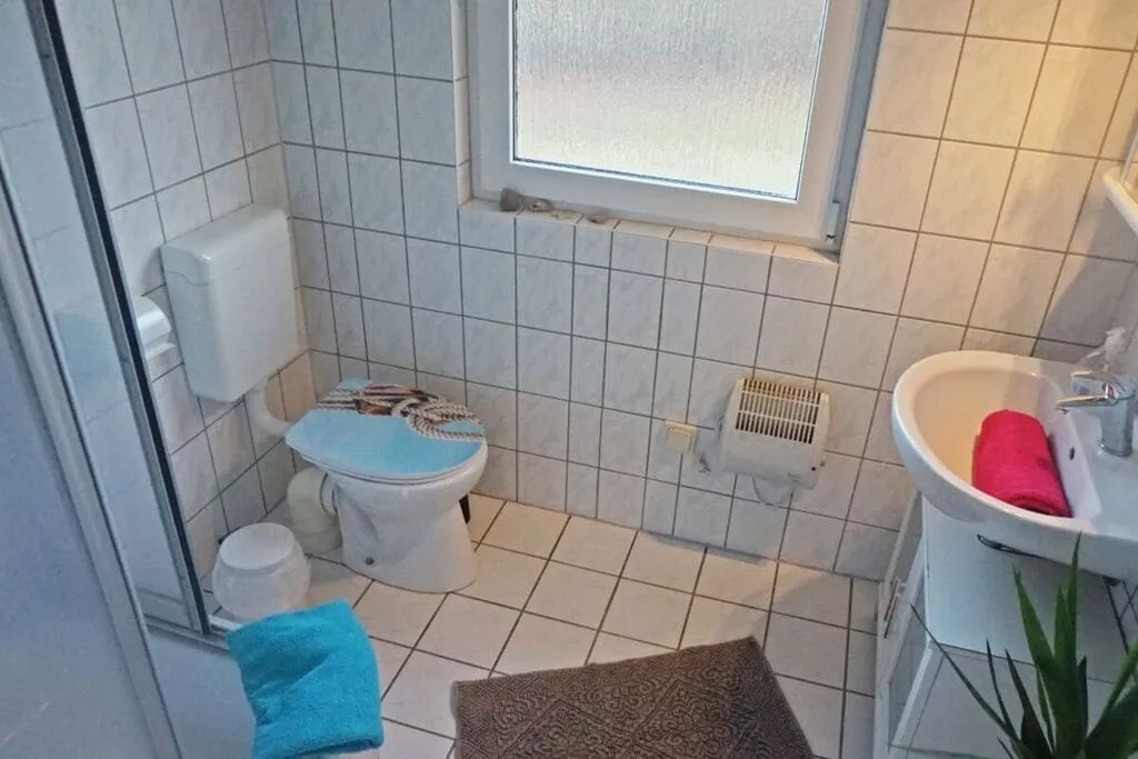 285248-Bathroom