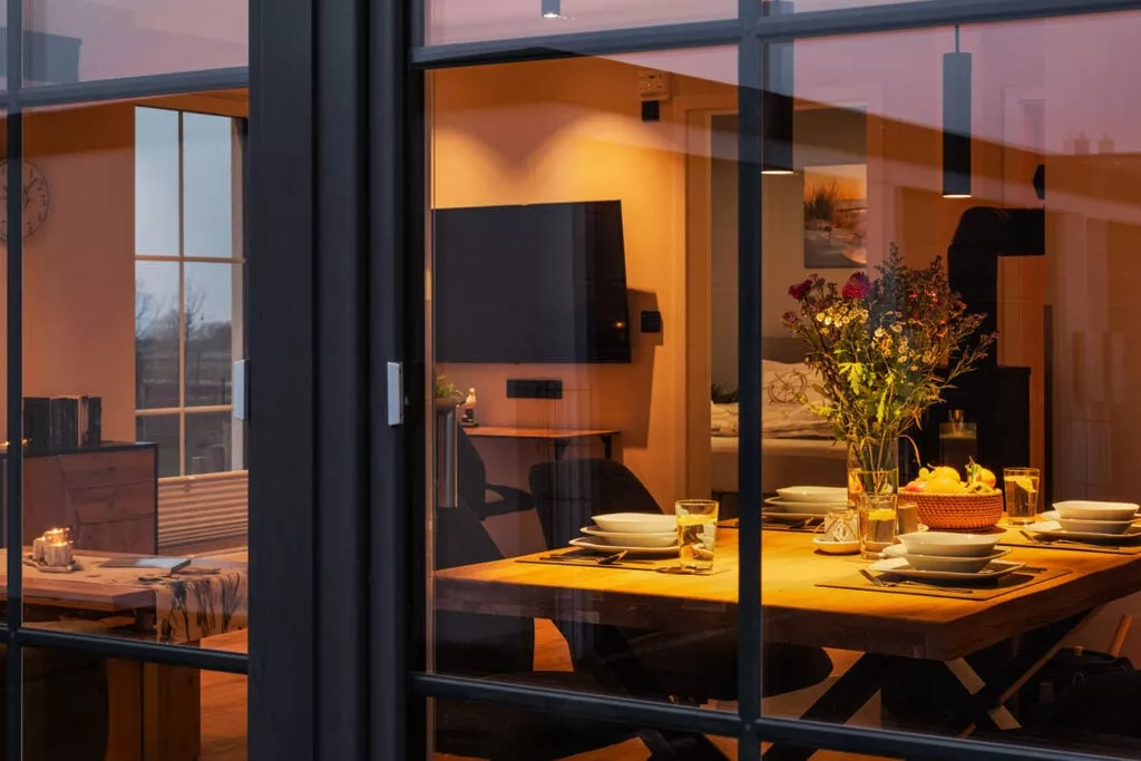 482089-Dining room