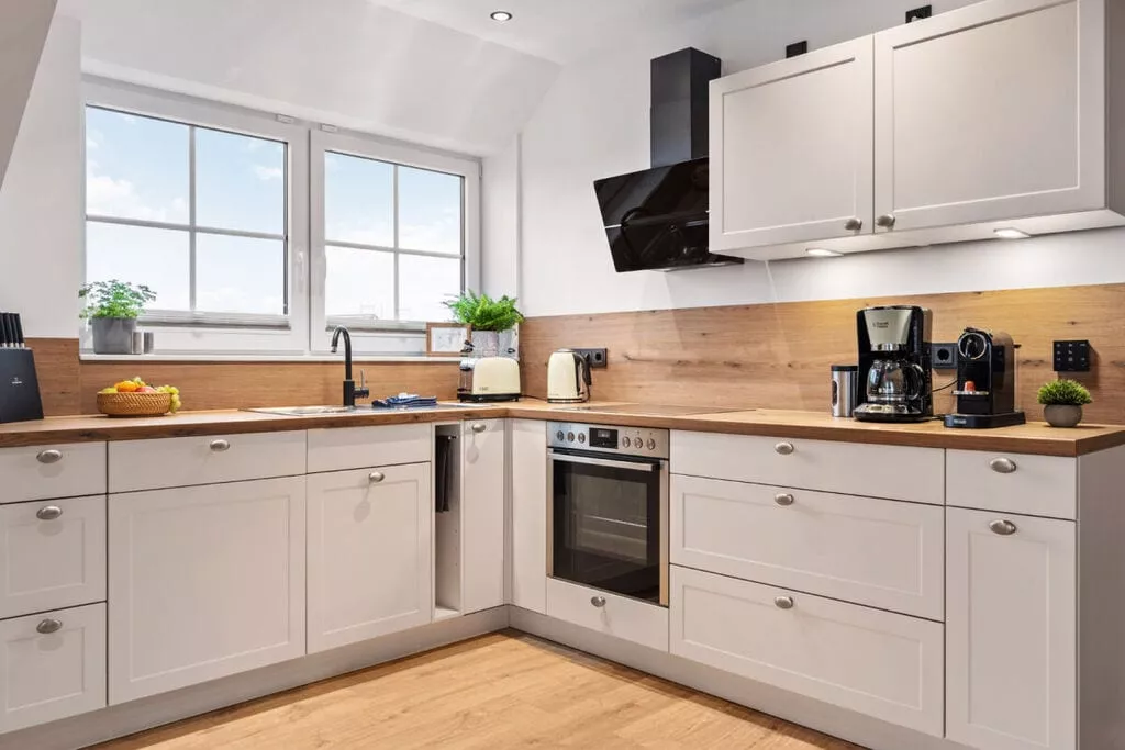482017-Kitchen
