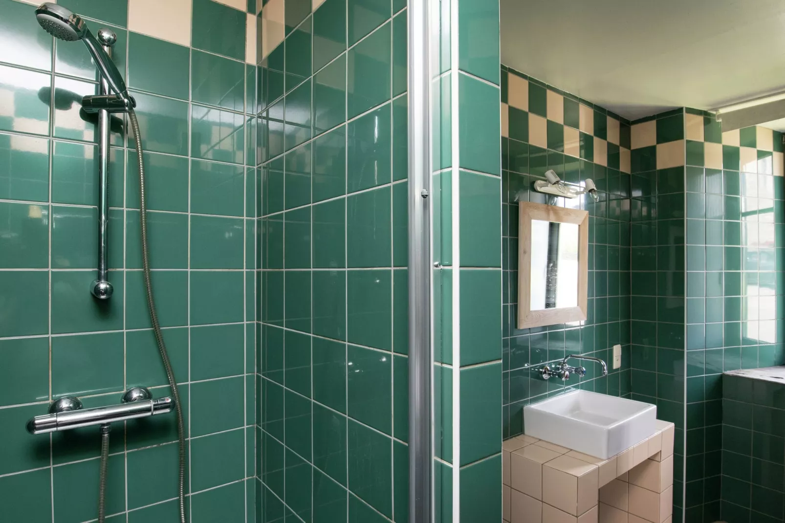 La Petite Provence-Bathroom
