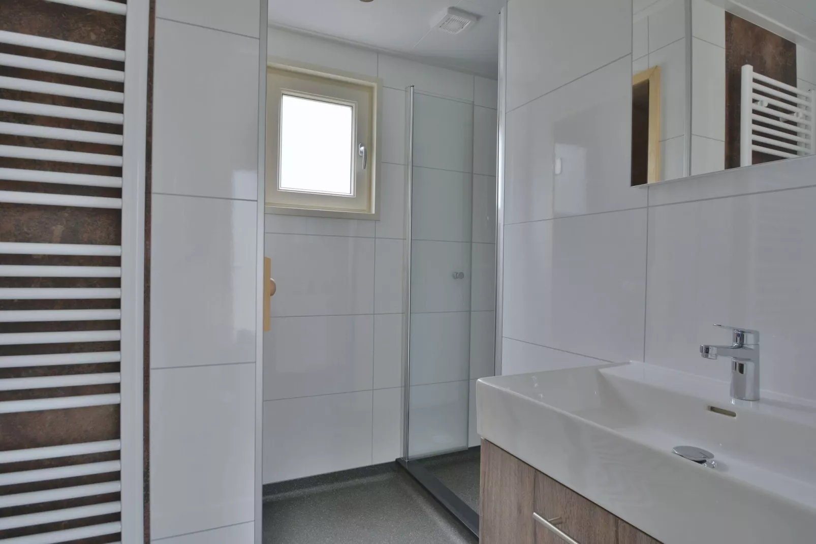 Landgoed Het Grote Zand 16-Bathroom