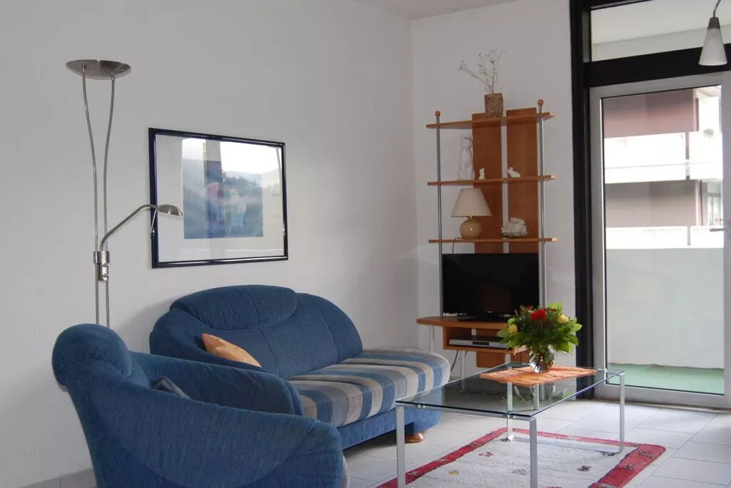 113549-Living room