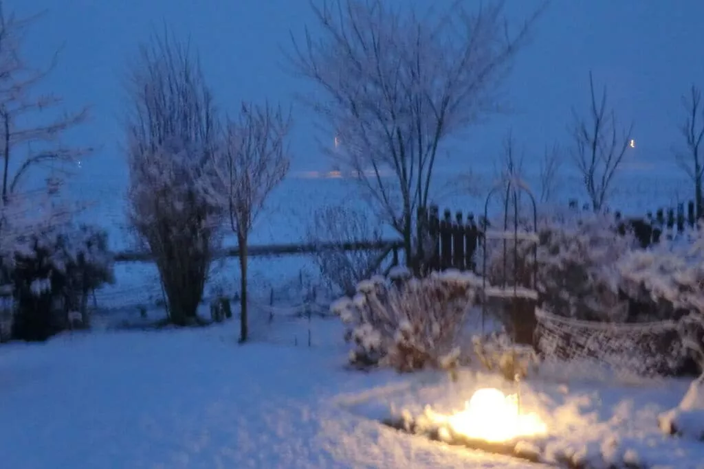 45215-Exterior winter