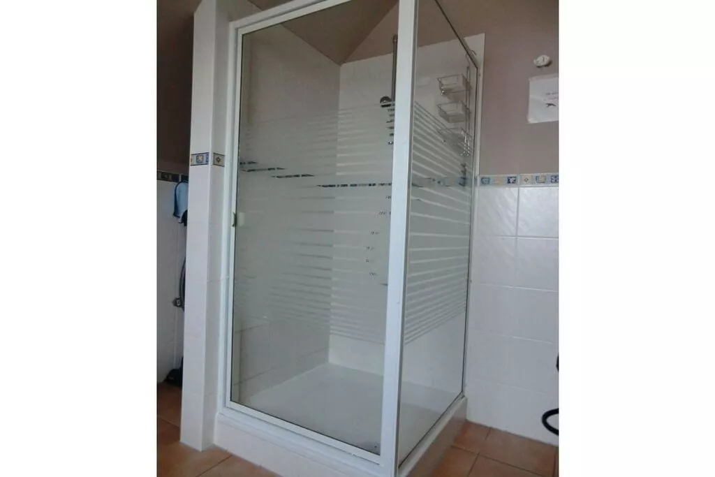 45215-Bathroom