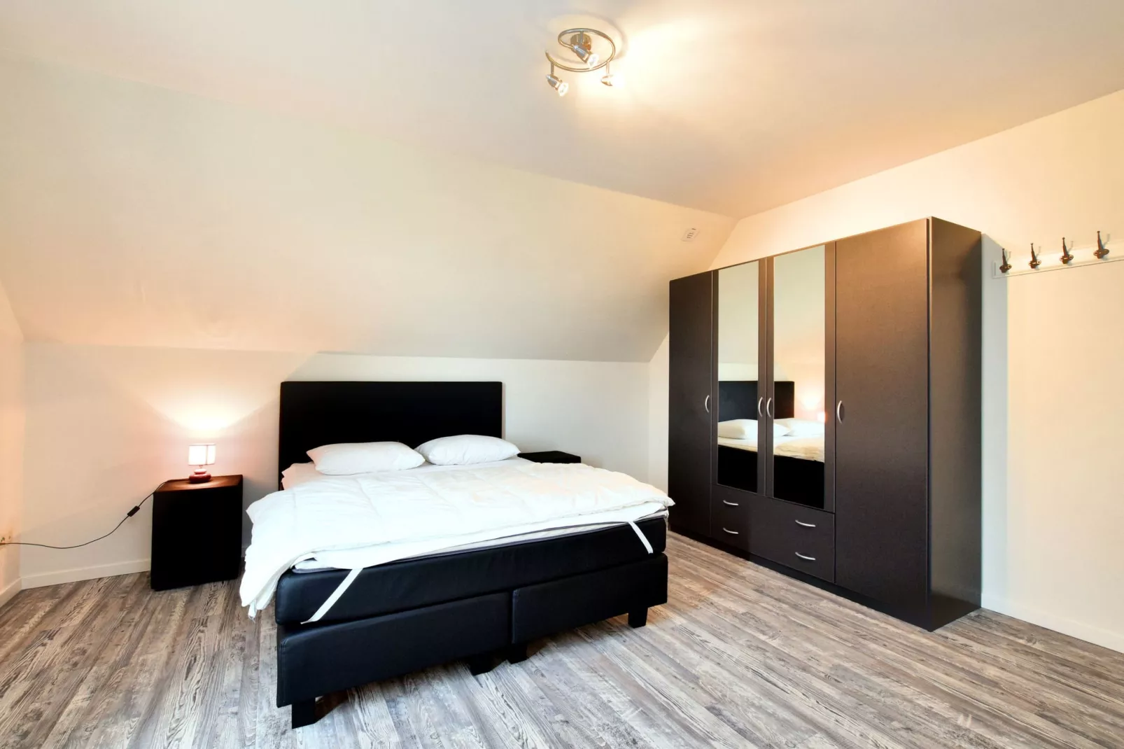 La Vue Magnifique-Schlafzimmer