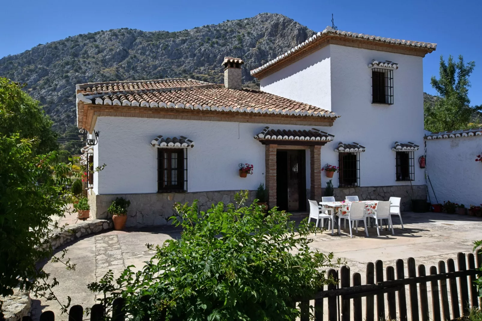Cortijo Los Alazores-Exterior summer