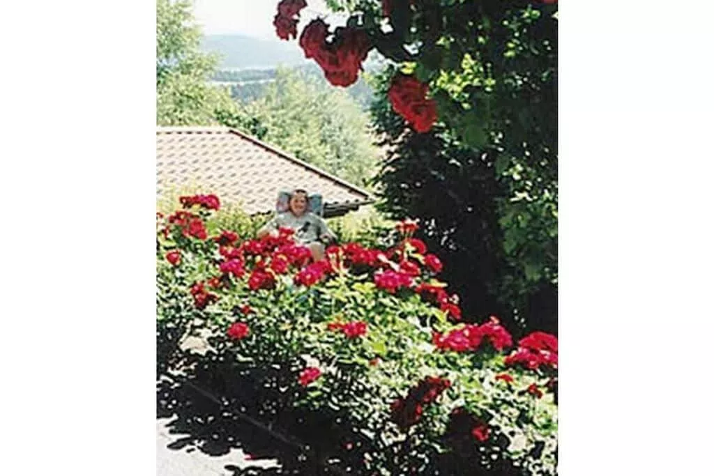 7603-Gardens summer