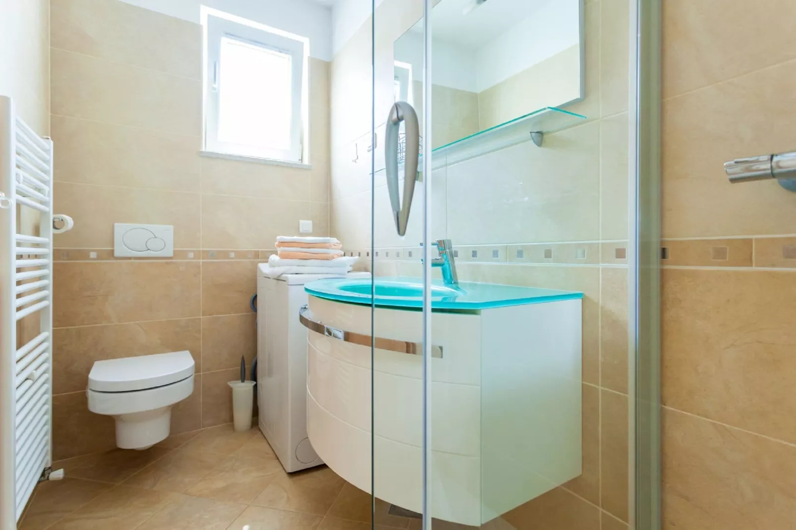 Apartment Svalina-Bathroom