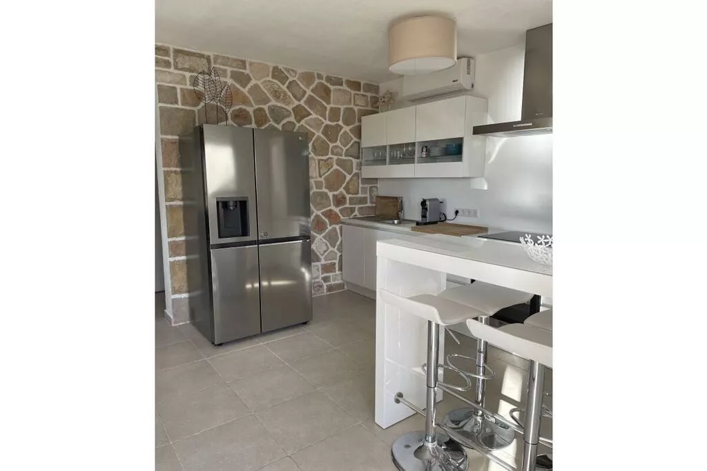 165093-Kitchen