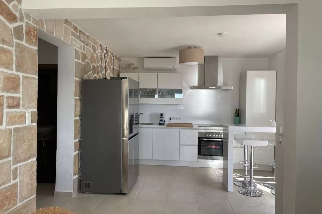 165093-Kitchen