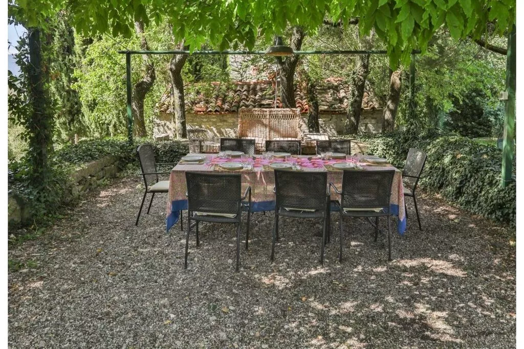 485663-Salle à manger
