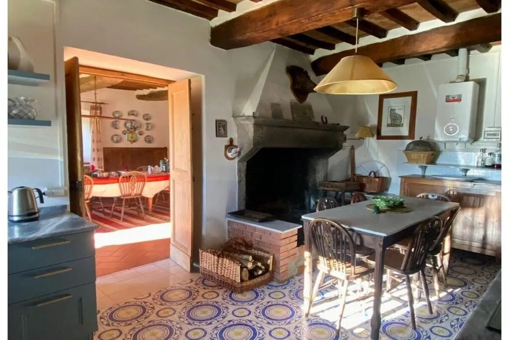 485663-Salle à manger
