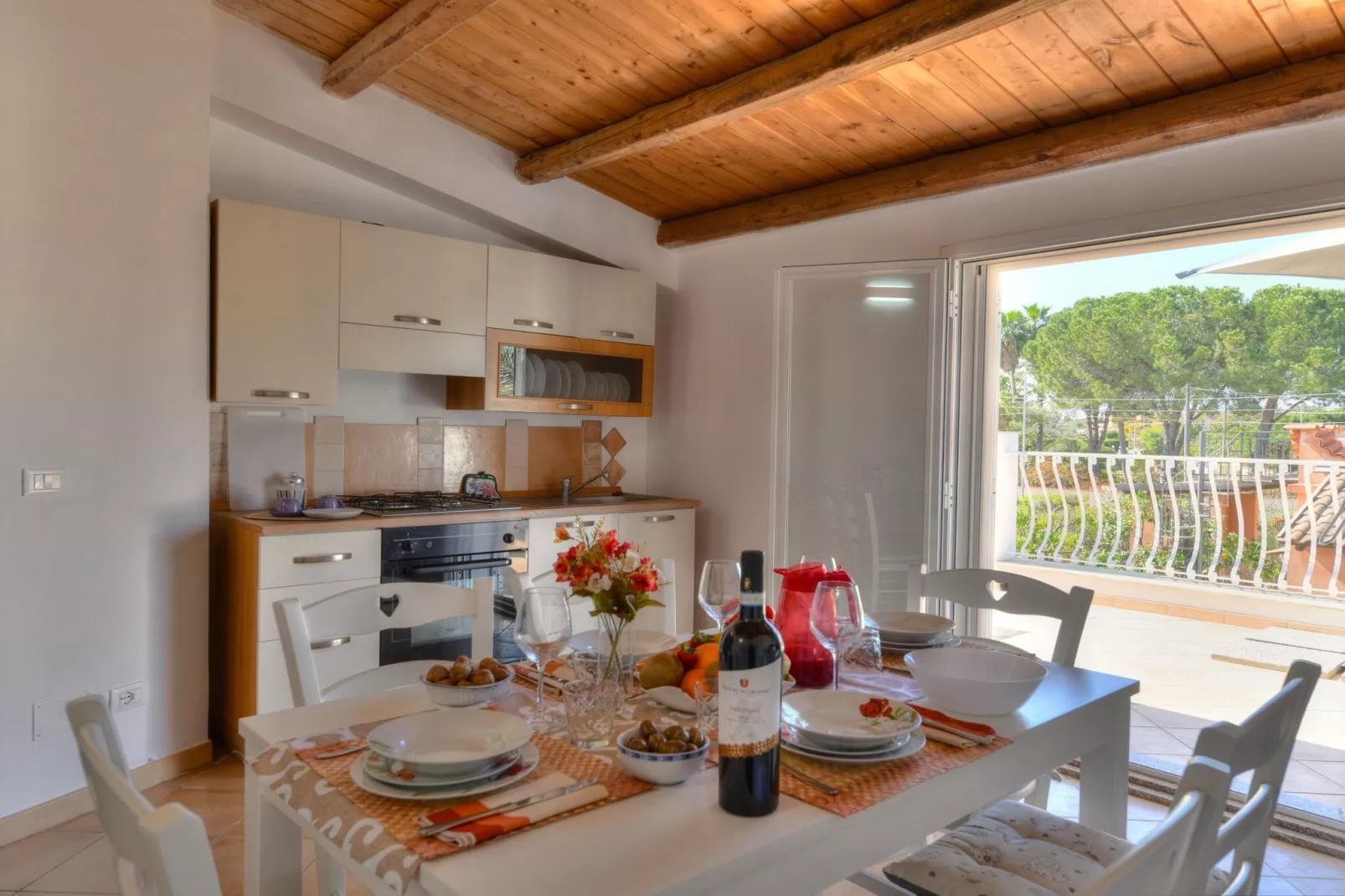 Apt MareLuna Apartment in Villa mit Pool Siracusa-Kitchen