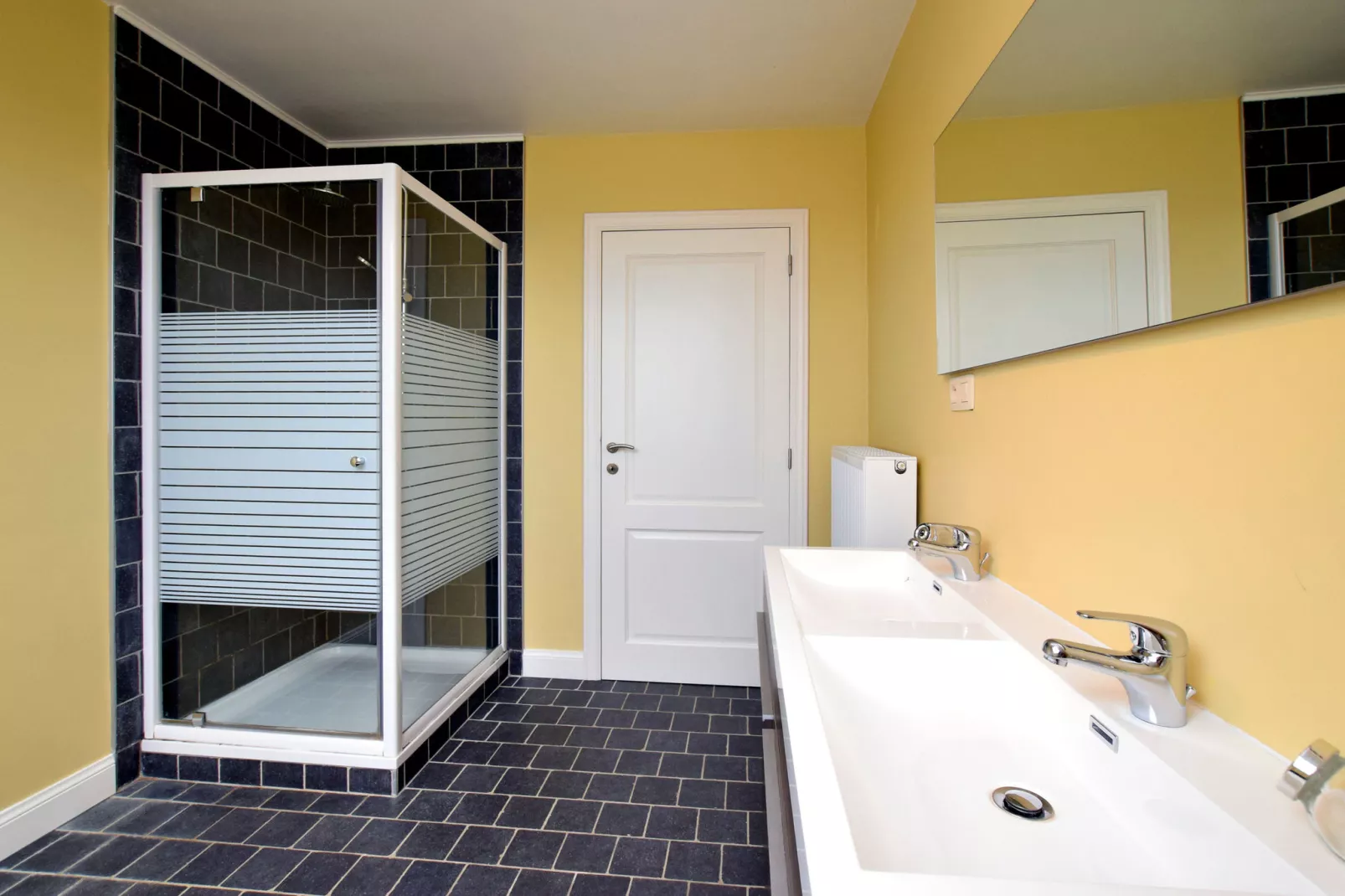 La Vue Magnifique-Badezimmer
