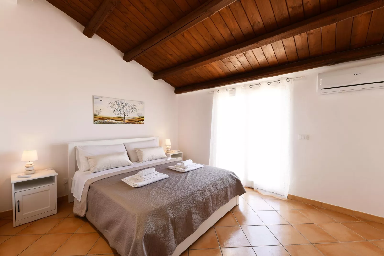 Apt MareLuna Apartment in Villa mit Pool Siracusa-Bedroom