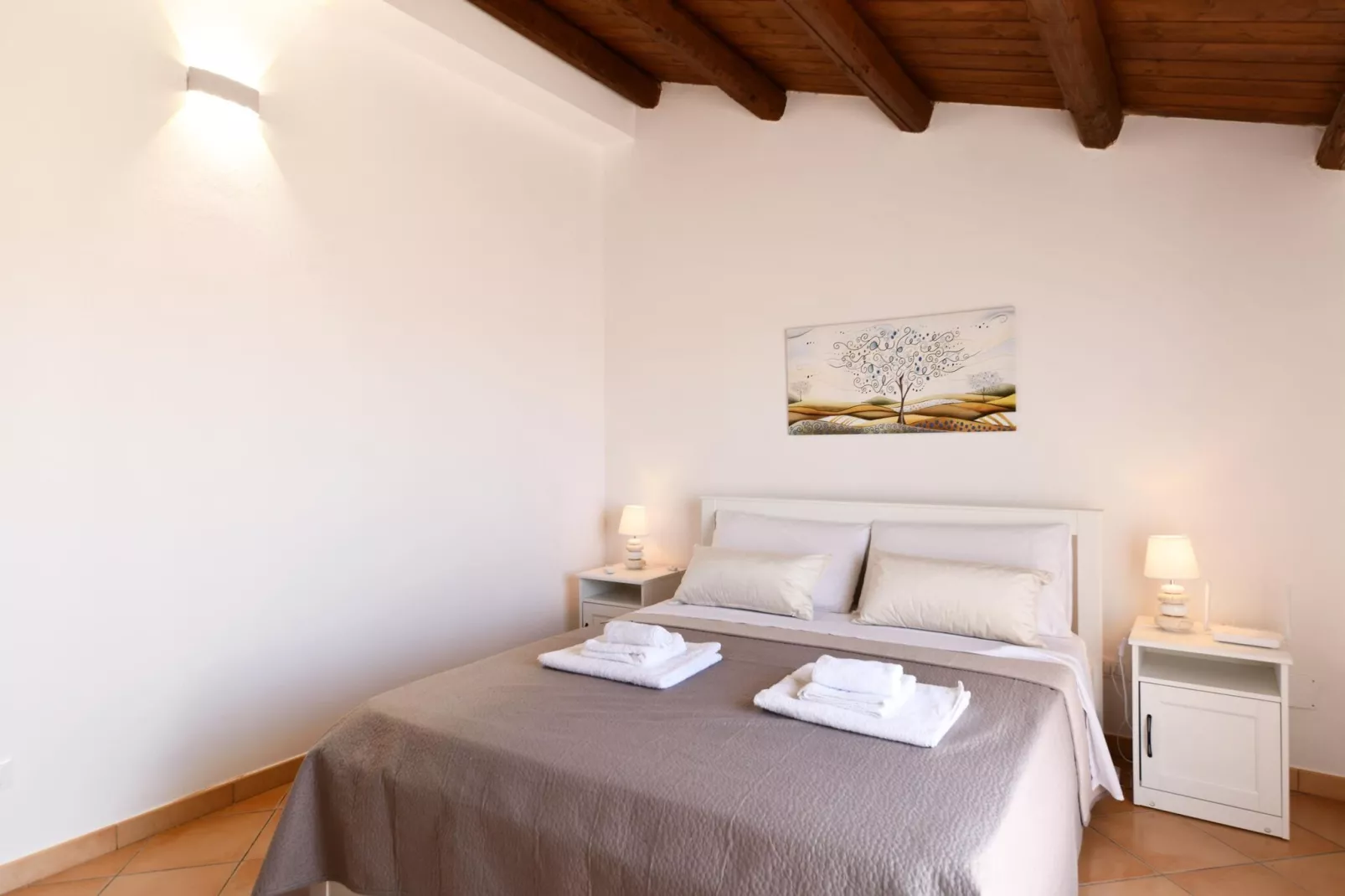 Apt MareLuna Apartment in Villa mit Pool Siracusa-Bedroom