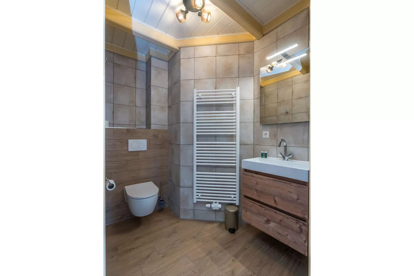 Florijn 3-Bathroom