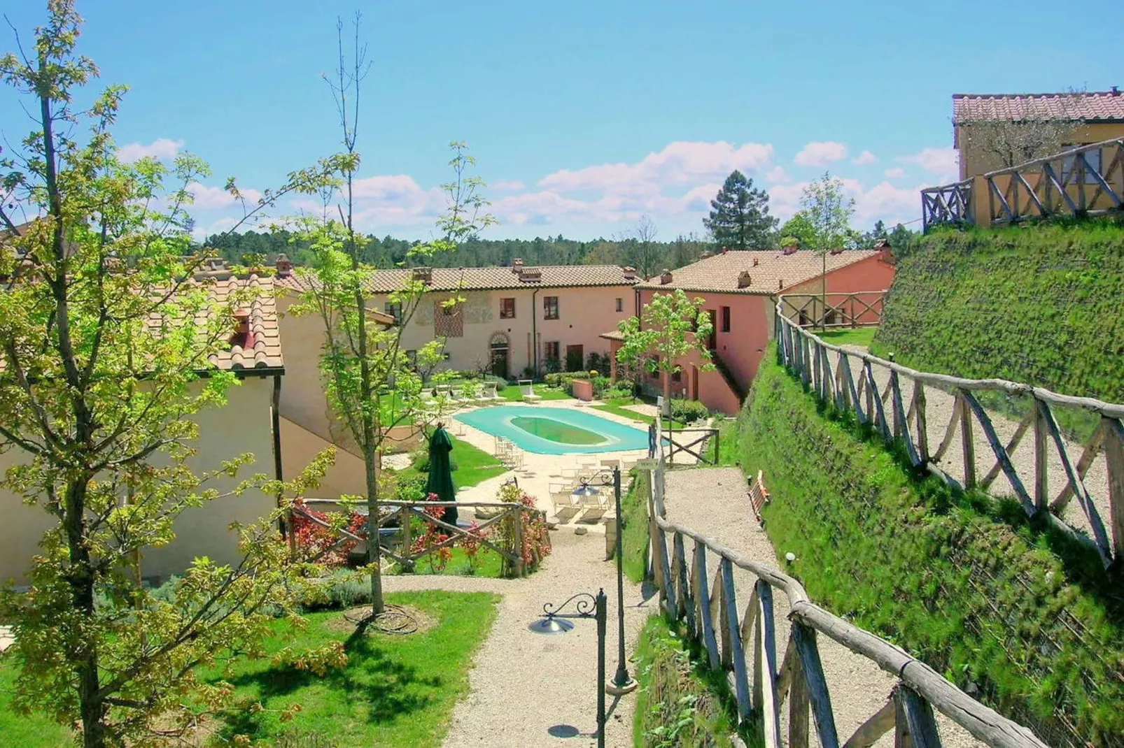 Il Piccolo Casale-Gardens summer