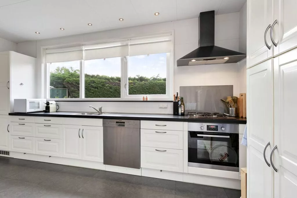 276387-Kitchen