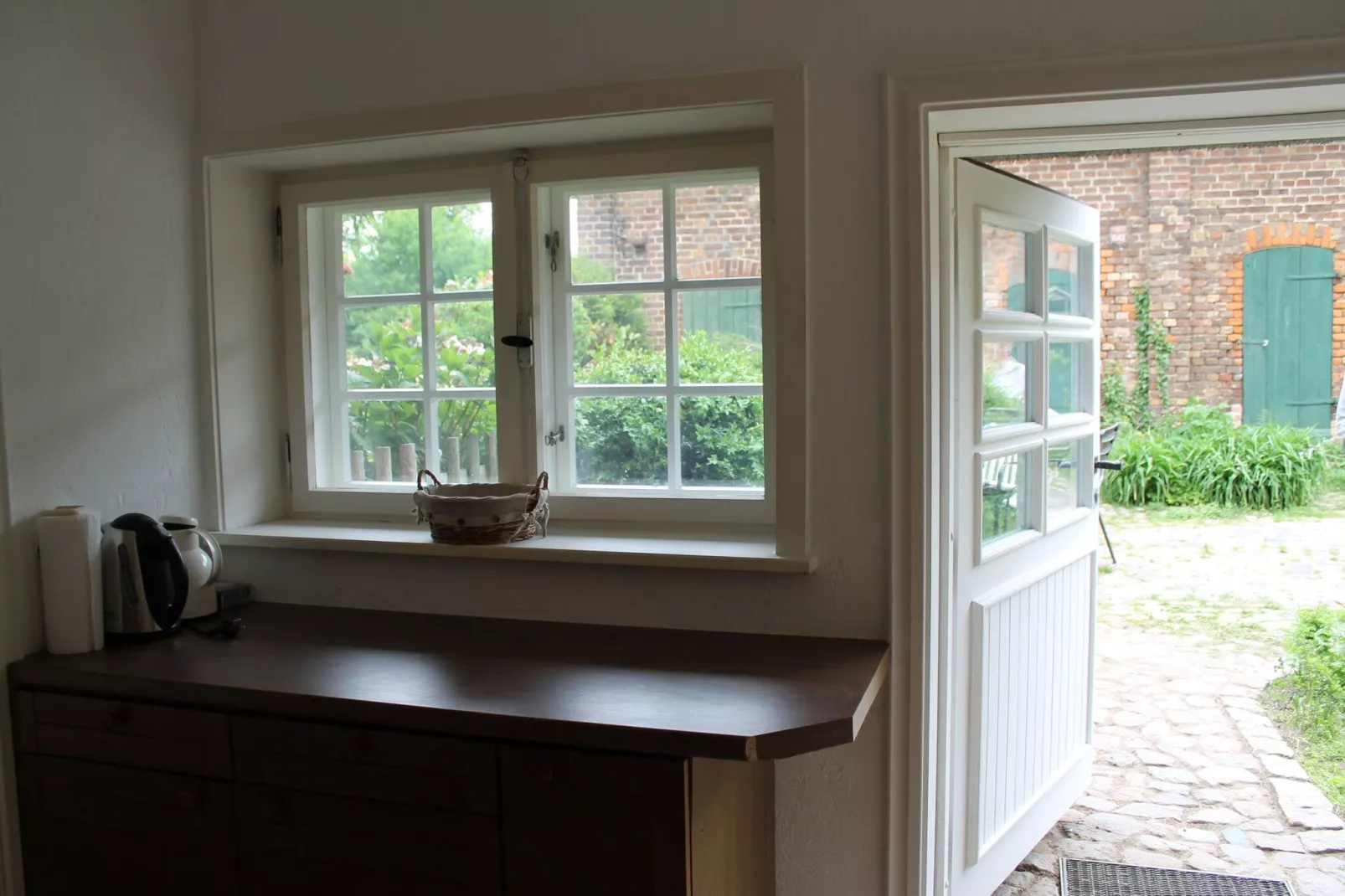 Reetdach 4 Linden-Kitchen