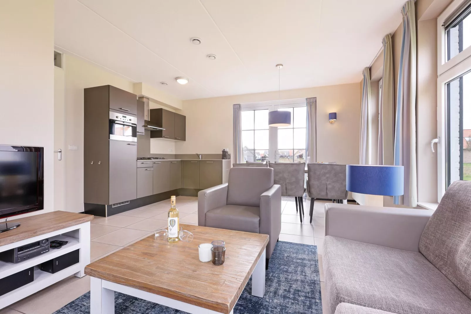 Strand Resort Nieuwvliet-Bad 11-Living room