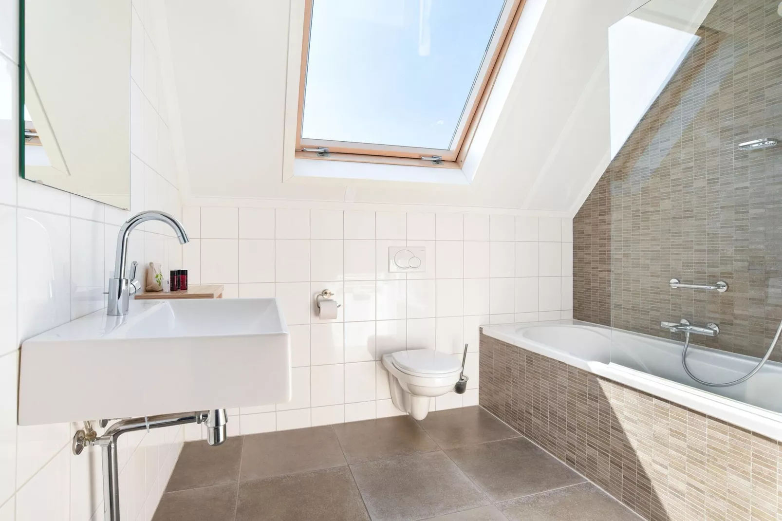 Strand Resort Nieuwvliet-Bad 11-Bathroom