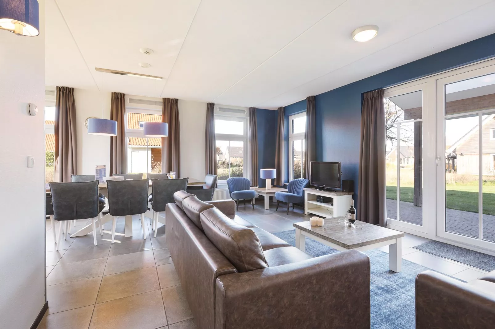 Strand Resort Nieuwvliet-Bad 13-Living room