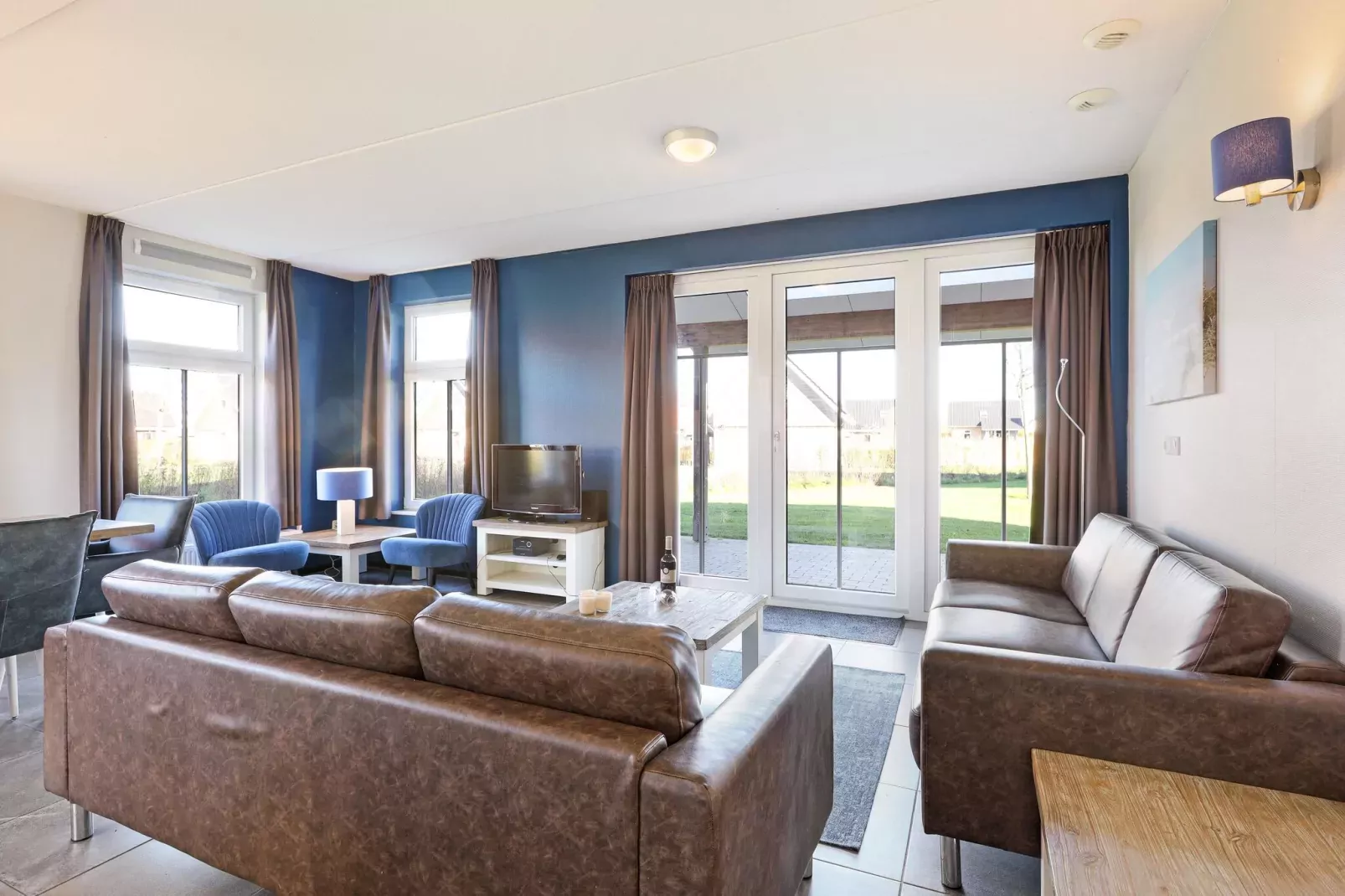 Strand Resort Nieuwvliet-Bad 13-Living room