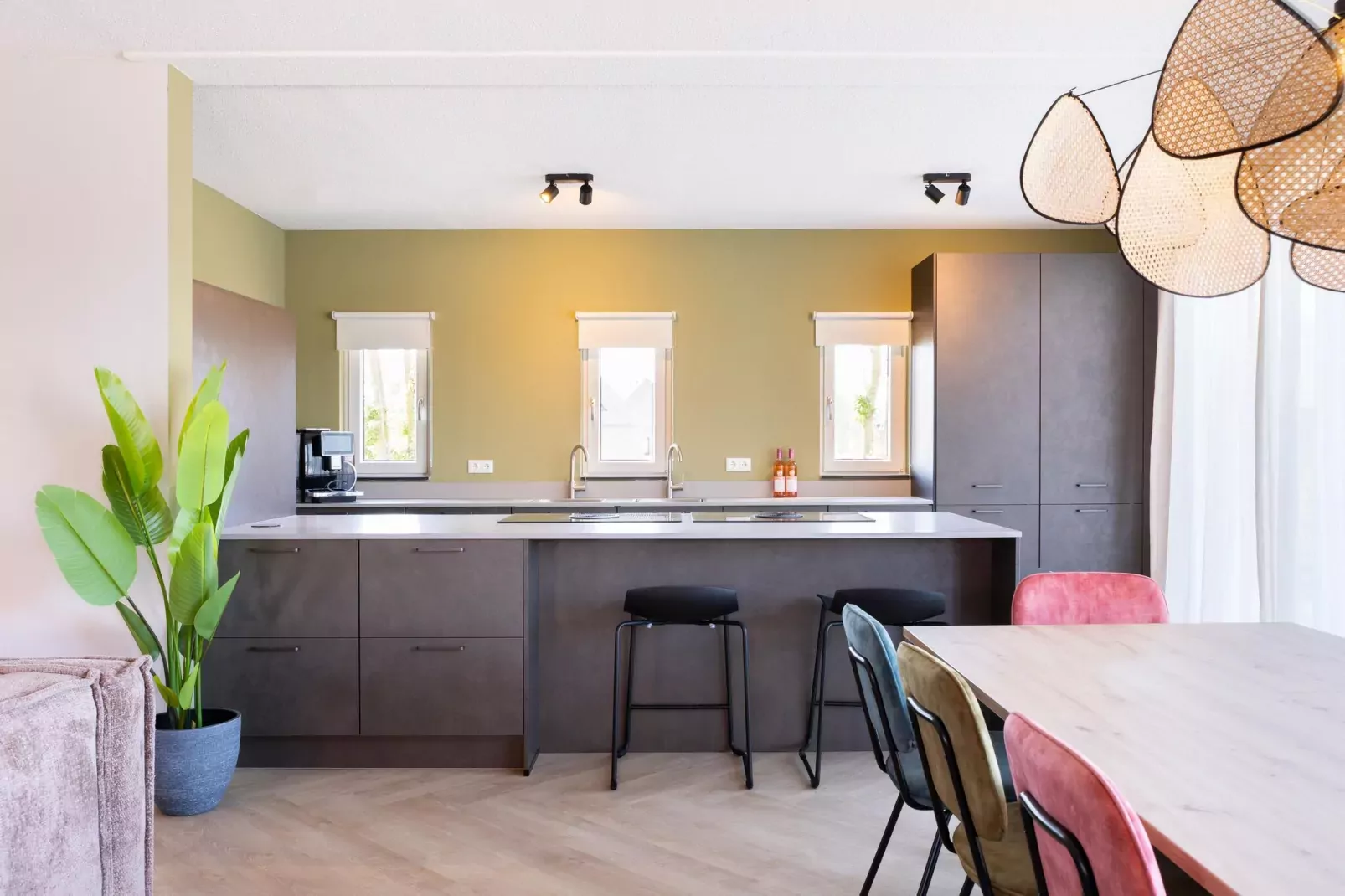Resort Nieuwvliet-Bad 19-Kitchen