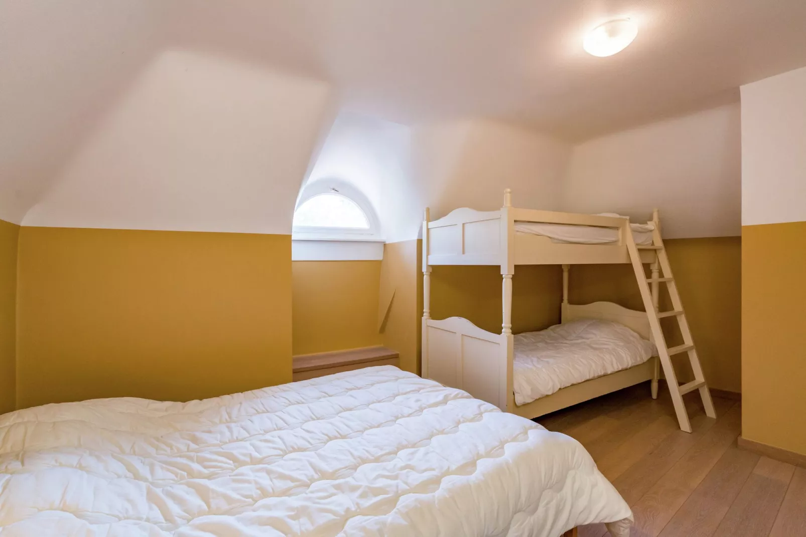 Villa Bos en Zee-Schlafzimmer