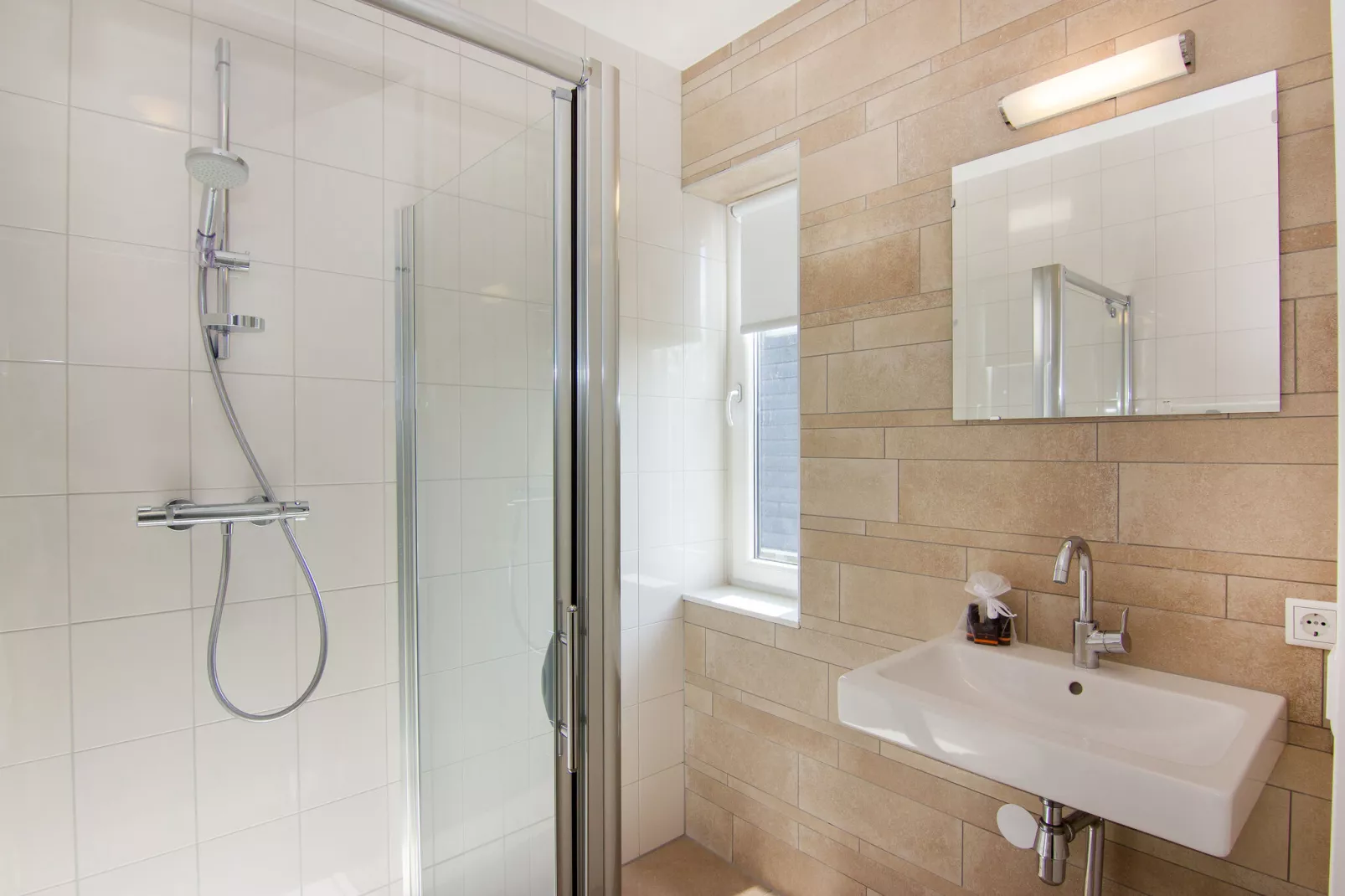 Strand Resort Nieuwvliet-Bad 5-Salle de bain