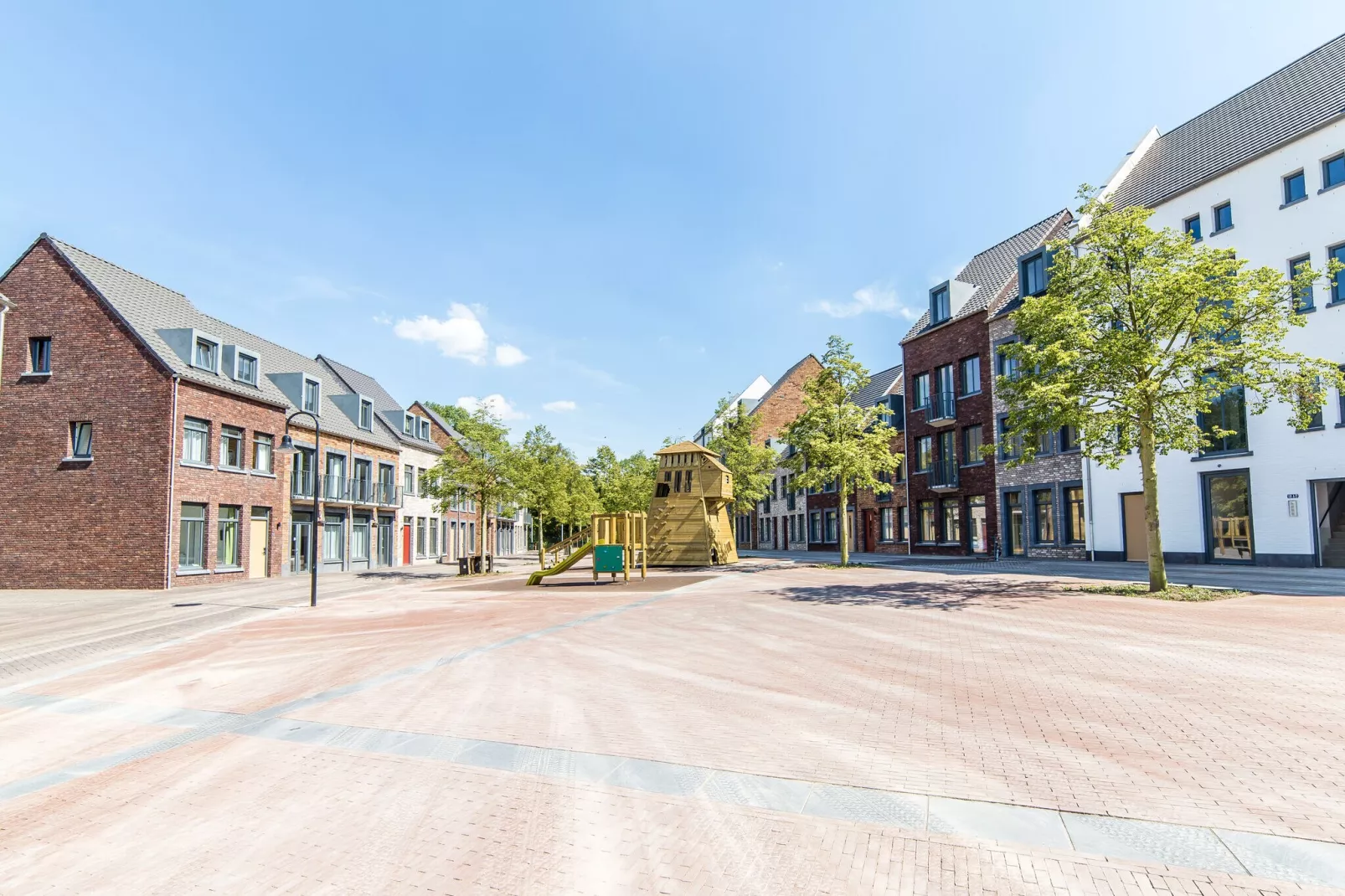 Resort Maastricht 21-Areas summer 1km