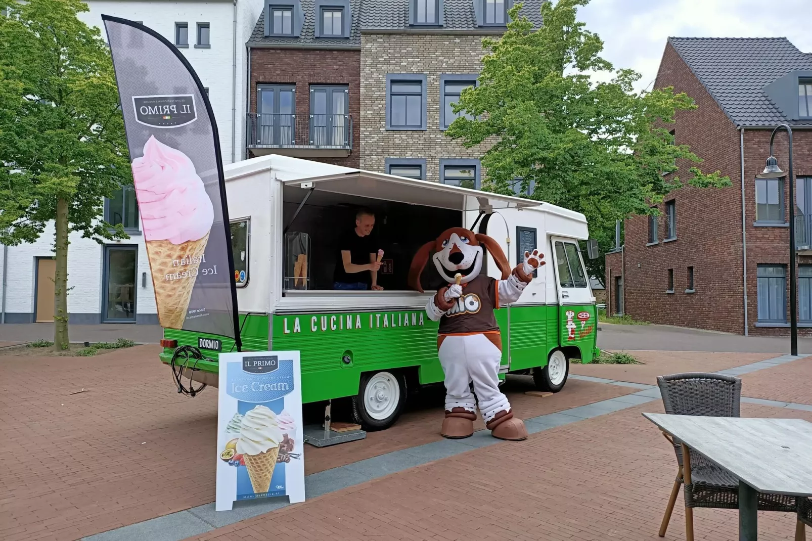 Resort Maastricht 32-Parkeinrichtungen