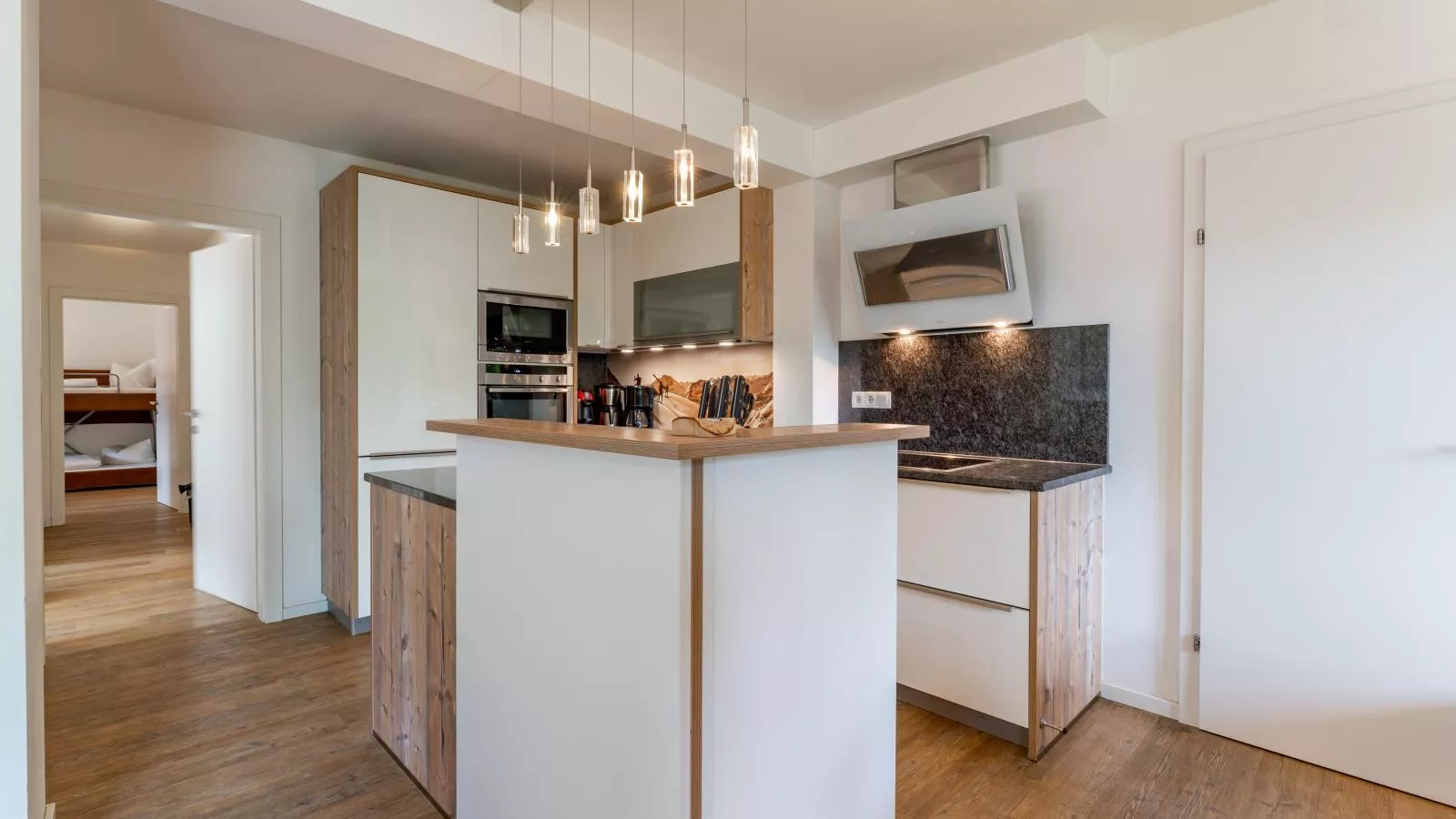 Miranda I-Kitchen
