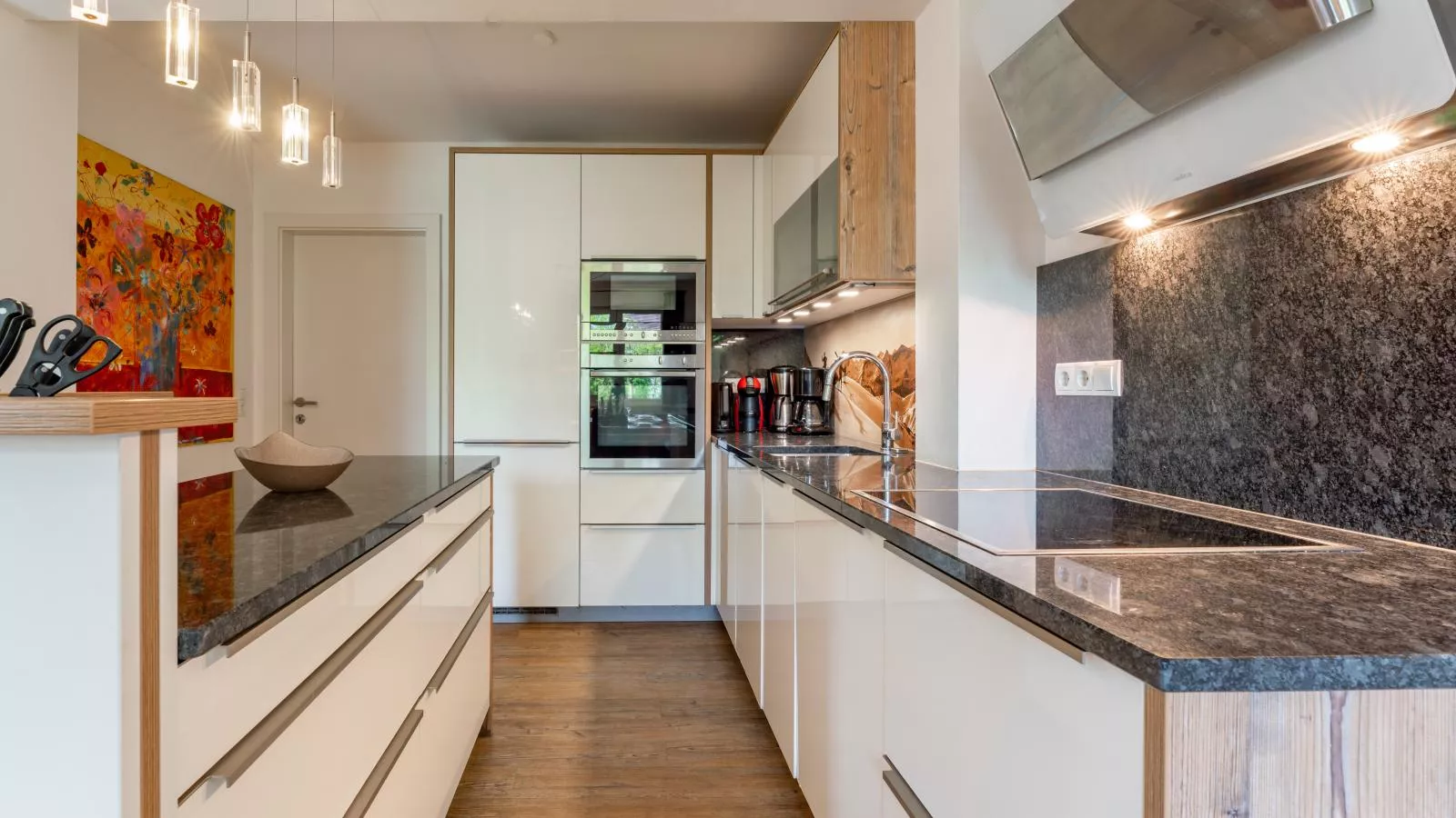 Miranda II-Kitchen