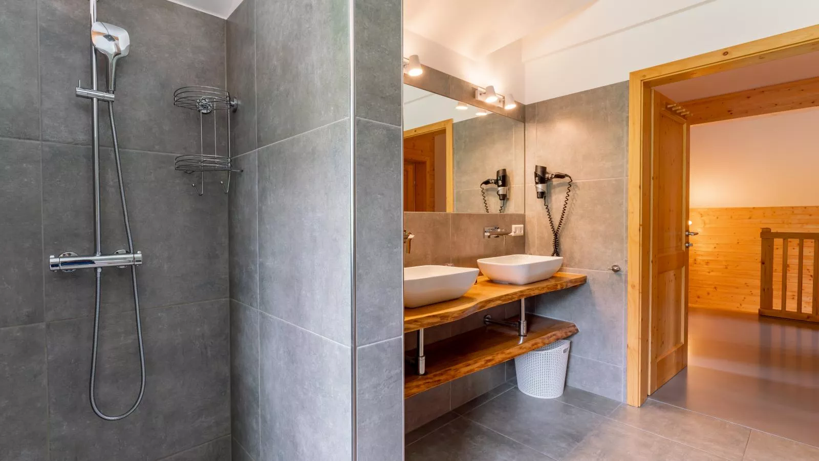 Moarhof-Bathroom