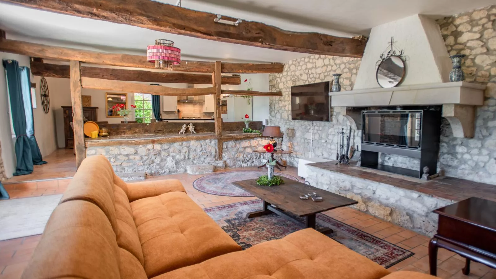 Gite le Nourrissat-Living room