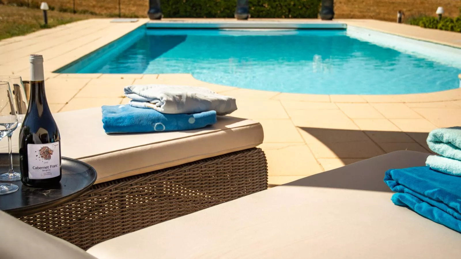 Gite le Nourrissat-Pool