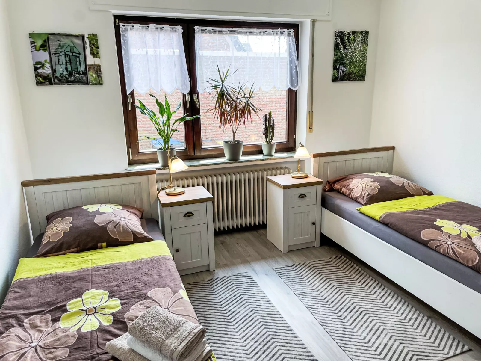An der Schleuse-Inside