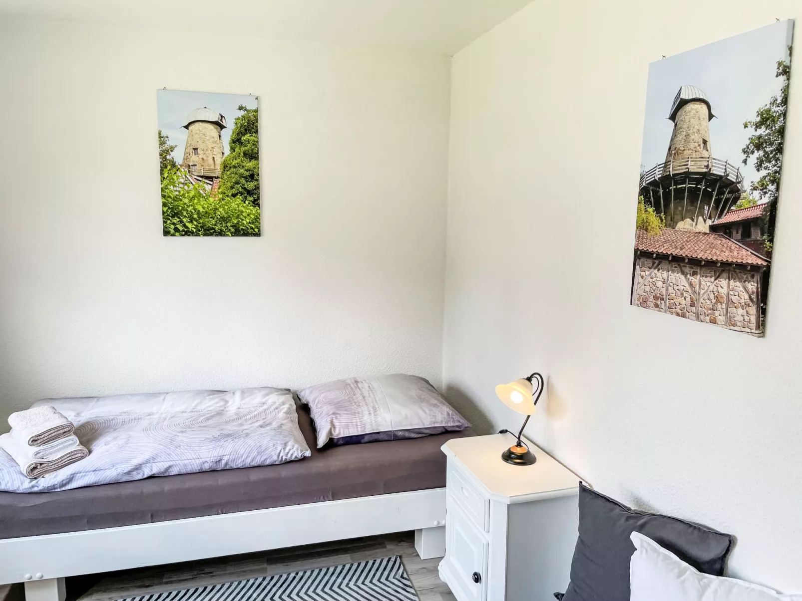An der Schleuse-Inside