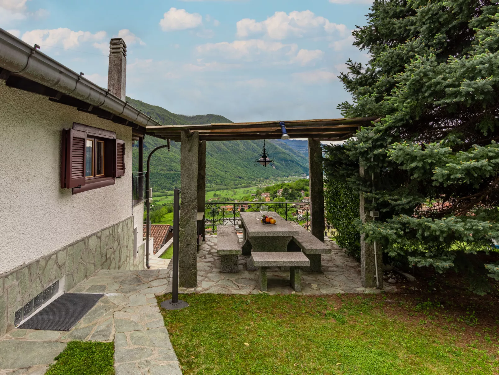 Pidaggia Paradise-Outside