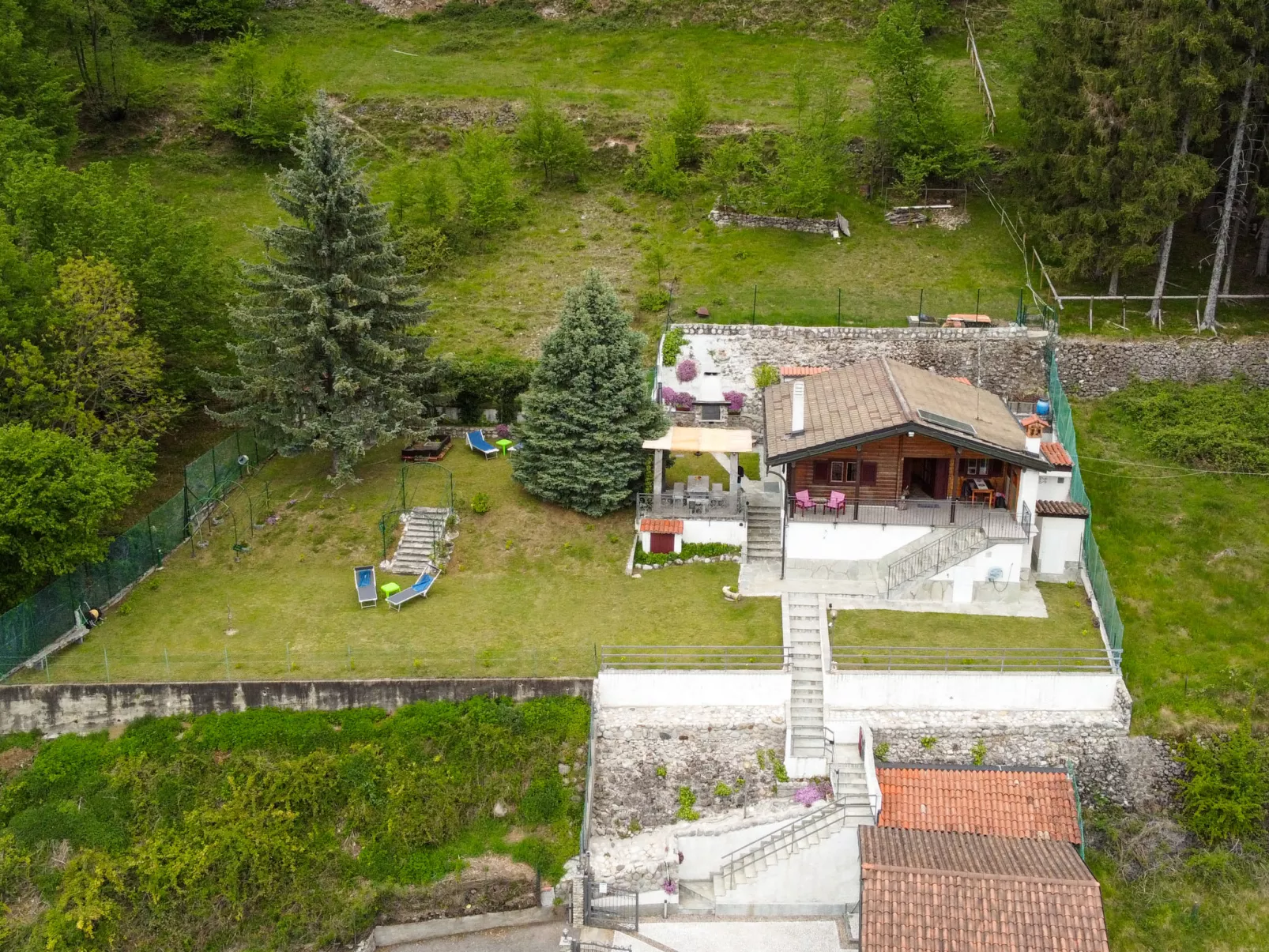 Pidaggia Paradise-Outside