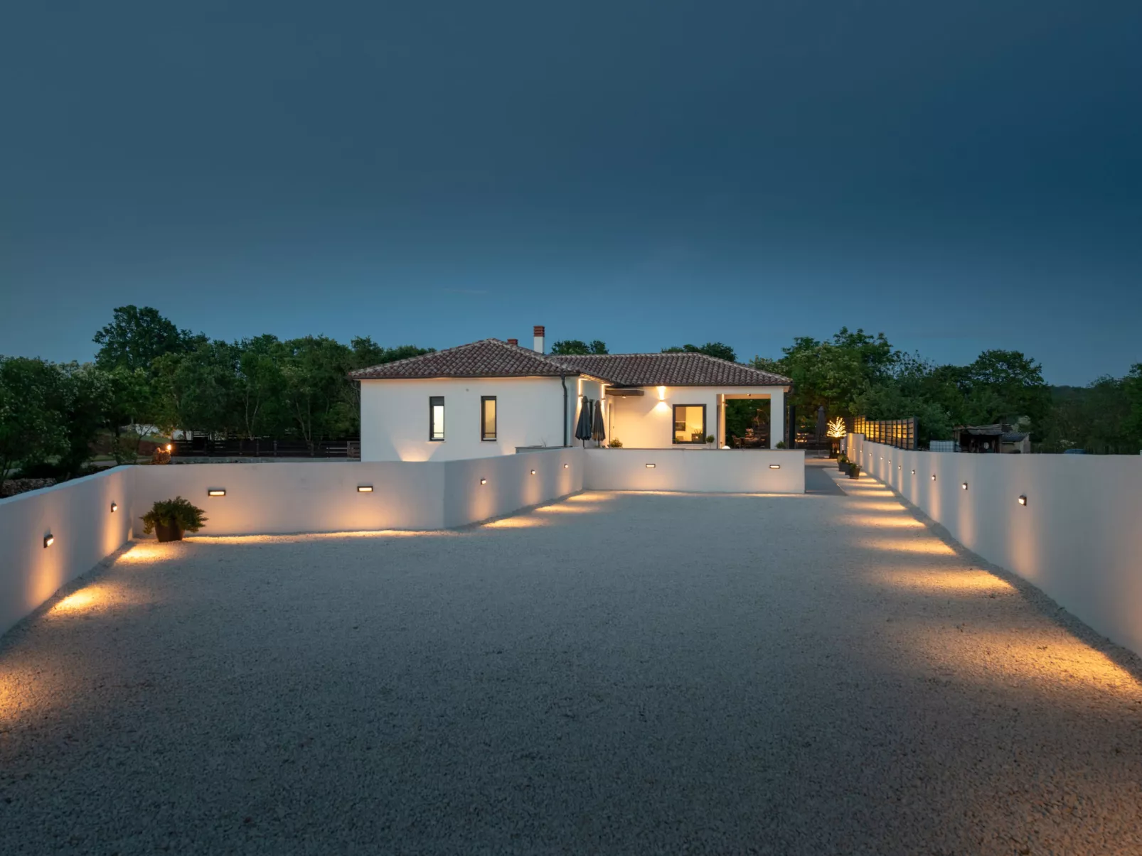 Villa 'M'-Outside