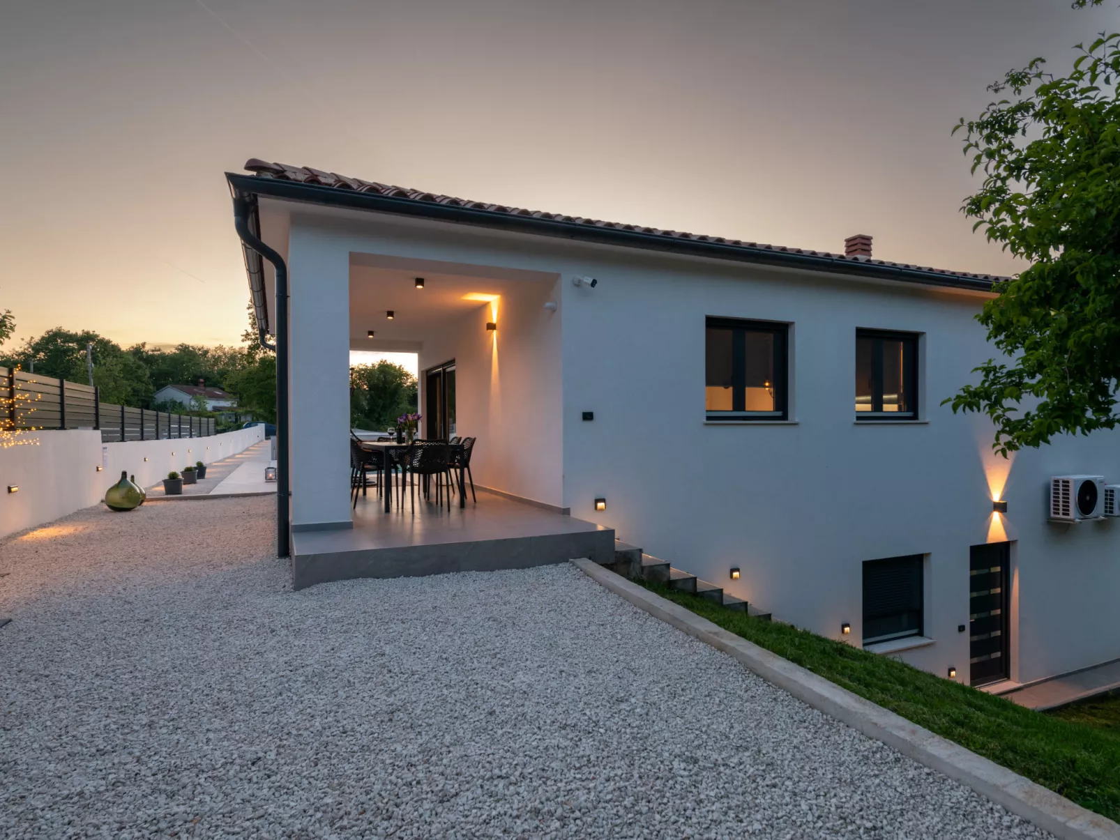 Villa 'M'-Outside