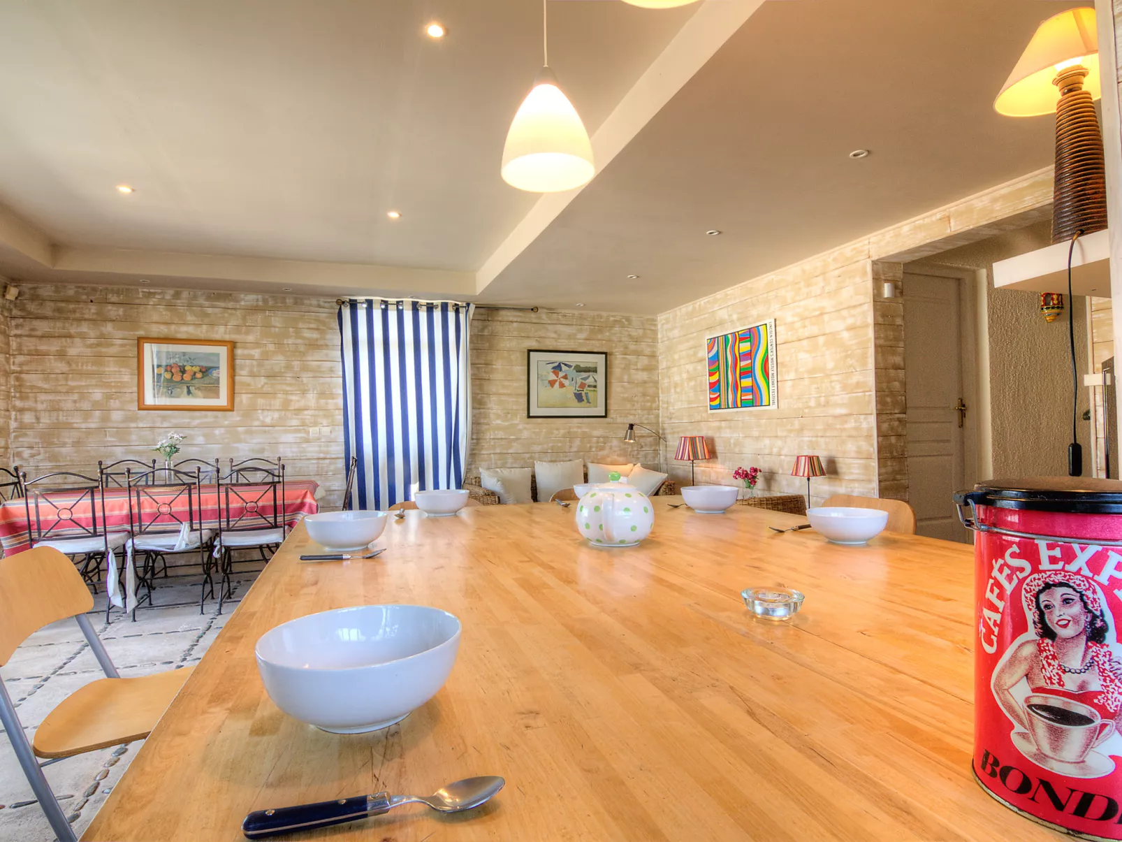 Villa Thiers-Inside