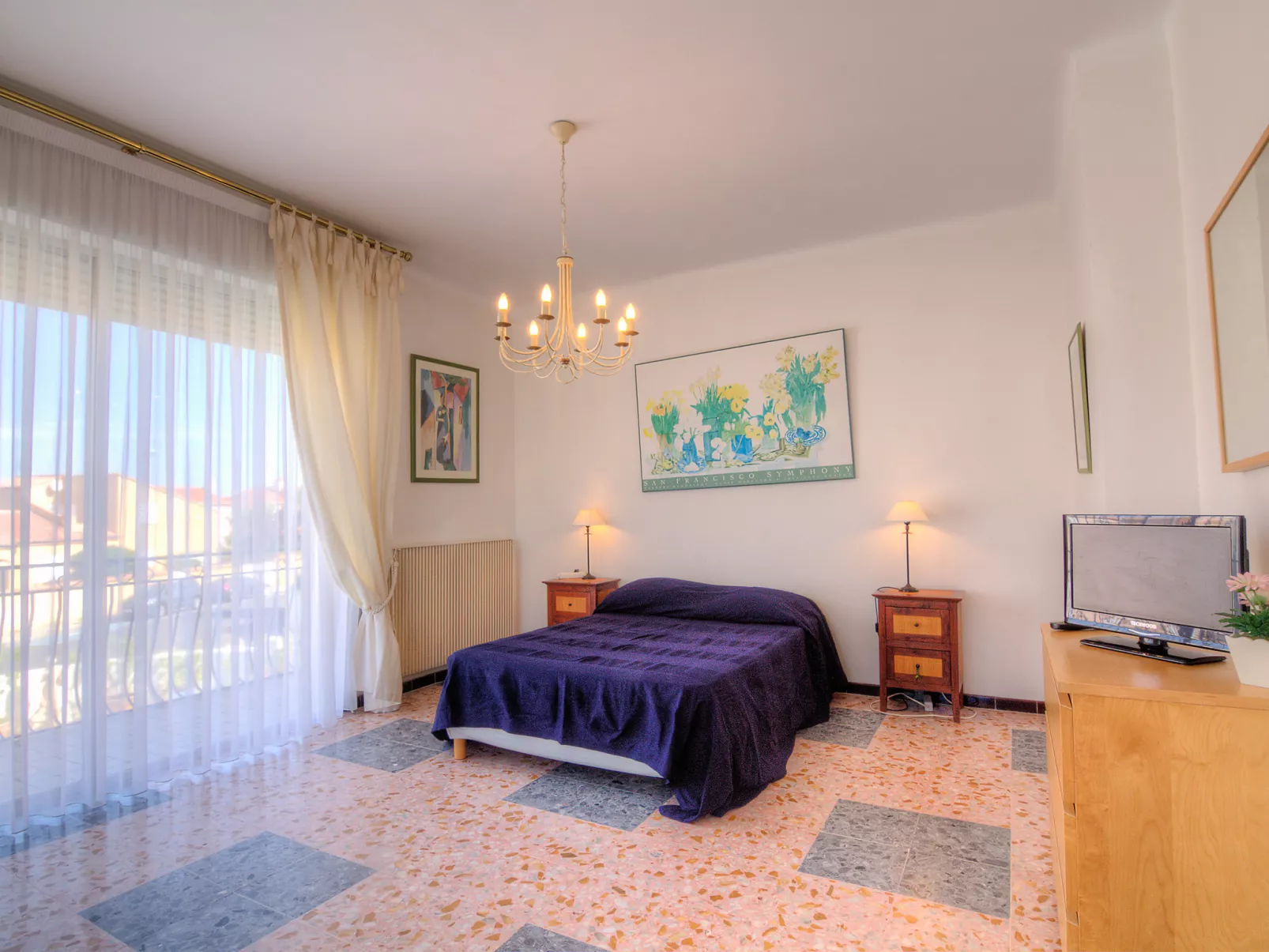 Villa Thiers-Inside