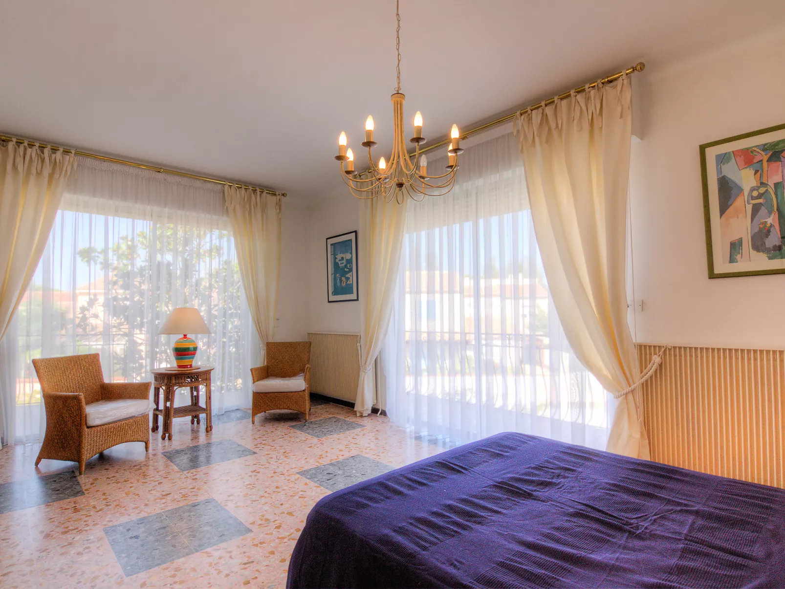 Villa Thiers-Inside